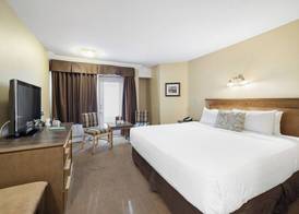 Irwin's Mountain Inn 5