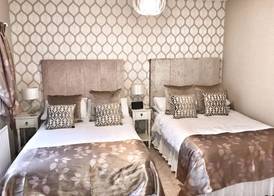 Elagh View Bed & Breakfast 3