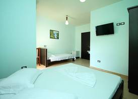 AL Hotel 3