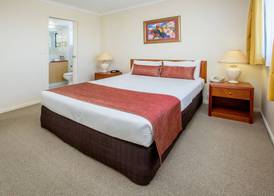 Springwood Tower Apartment Hotel 5