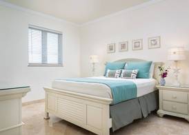 The Venetian on Grace Bay 4