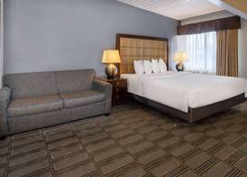 Travelodge by Wyndham Appleton 4