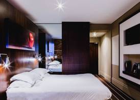 mour hotel 5