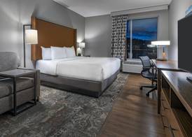 La Quinta Inn & Suites by Wyndham Flagstaff East I-40 4