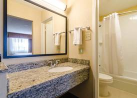 Quality Inn & Suites Ogallala 3