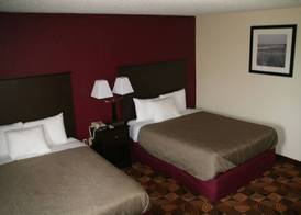 AmericInn by Wyndham Elkhorn Near Lake Geneva 5