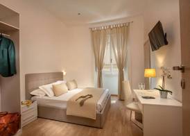 Domus Veneto Rome 4
