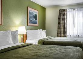 Hudson Inn & Suites 5