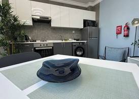 Quirky Home Near Miracle Garden 4