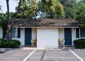 Parry Lodge 4