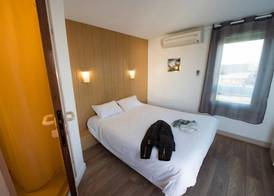 Brit Hotel Essentiel Pau Lescar 2