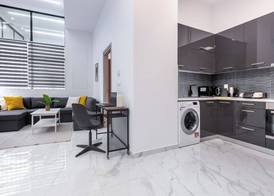 LIV - Modern Spacious Apartment in Gazi 2