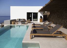 Hide Out Suites 5