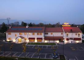 Hotel Calinferno 4