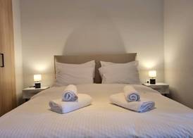 10 Apartments & Suites Athens 5