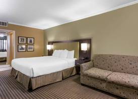 Royal Sun Hotel & Suites 4