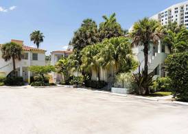 Miami River Inn by Renzzi 2