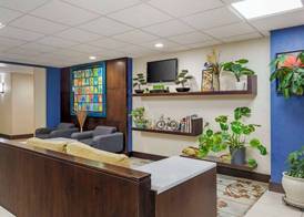 Best Western Plus Berkshire Hills Inn & Suites 2