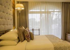 Acron Waterfront Resort 4