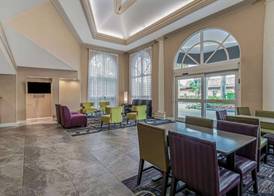 La Quinta by Wyndham Naples Downtown 2