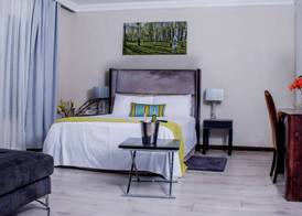 Four Seasons Lehae Guest House 3