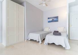 Apartamentos Castillo by Sur Suites 5