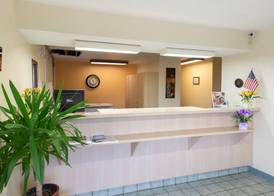 Days Inn by Wyndham New Philadelphia 4