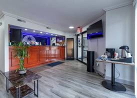 Galaxy Inn & Suites 3