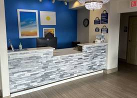 Days Inn & Suites by Wyndham Opelousas 3