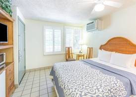 Days Inn by Wyndham Maui Oceanfront 5
