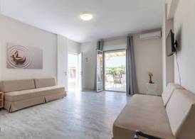 Cape Blue Suites 4