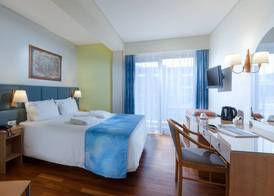 Tropical Hotel Seafront Boutique 4