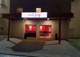 Hotel Holiday 2