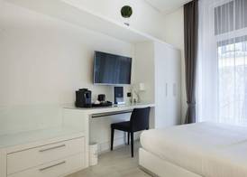 LHP Suite Napoli Parco Margherita 5