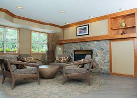 Coast Canmore Hotel & Conference Centre 4