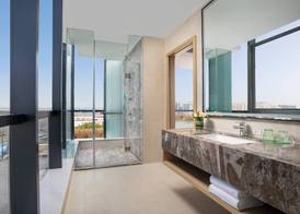 Holiday Inn Shanghai Dishui Lake by IHG 4