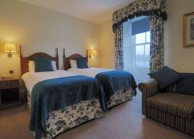 Royal Hotel 3