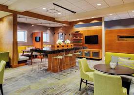 Courtyard by Marriott Boston Logan Airport 4