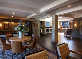 Devon Inn Hotel 5