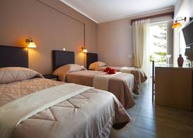 Kyparissia Beach Hotel 4