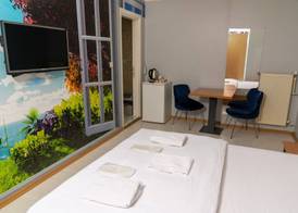Heraldic Room Hotel 3