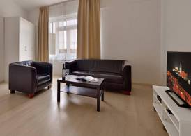 SELF CHECK-IN APARTMENTS BY AMBIENTE 2
