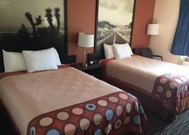 Super 8 by Wyndham College Station 4