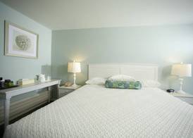Anchorage Inn and Resort 3