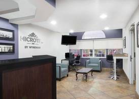 Microtel Inn Bowling Green 2