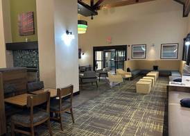 Comfort Inn & Suites Toledo North 2
