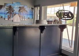Crescent Park Motel & Suites 2