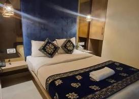 Hotel Beachfront Couple &Family Friendly 2