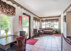 Econo Lodge Brattleboro South 5
