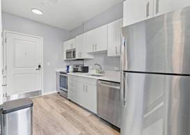 Furnished Apartments near Encore Boston 4
